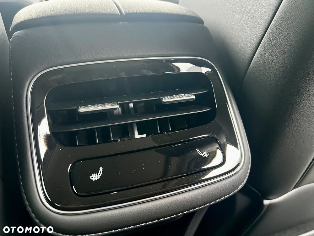 Chery Tiggo 8 1.6 T-GDI Prestige DCT - 26