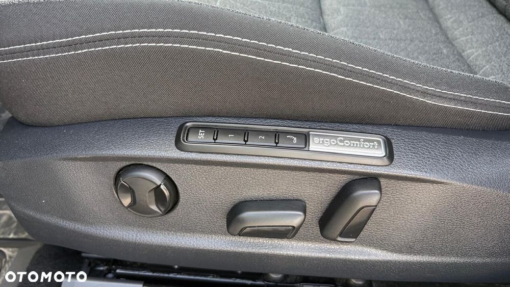 Volkswagen Passat Variant - 6
