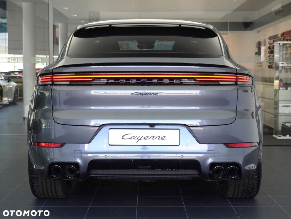 Porsche Cayenne Black Edition - 16