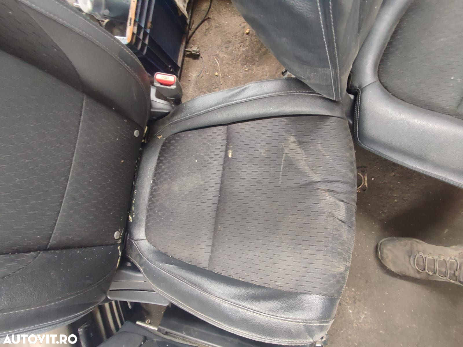 Interior complet Mitsubishi Outlander 3  [din 2012 pana  2014] - 20