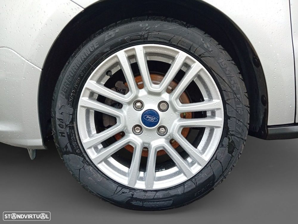 Ford Tourneo Courier 1.0 EcoBoost Titanium - 14