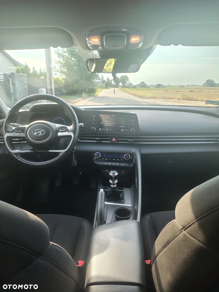 Hyundai Elantra 1.6 Smart - 6