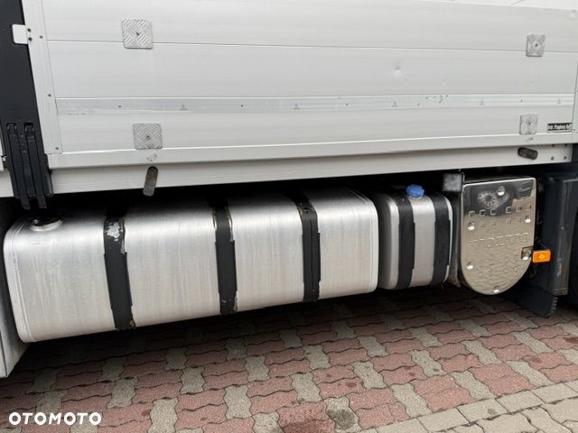 Volvo FM 330 6x2 Skrzynia 9M - 5