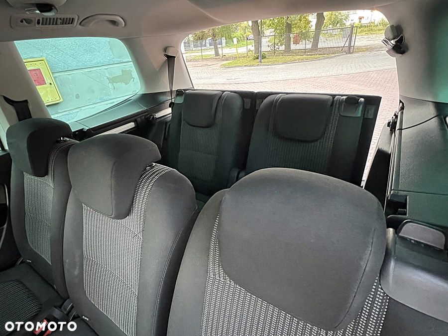 Seat Alhambra 2.0 TDI Ecomotive Reference - 12