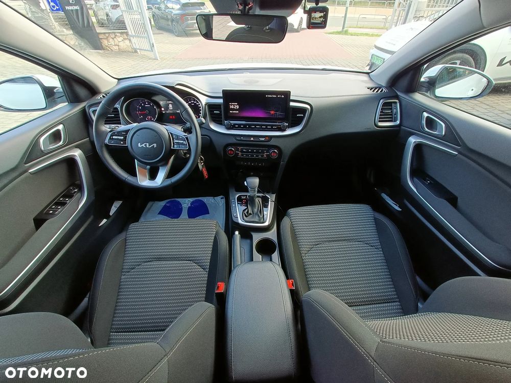 Kia XCeed 1.6 T-GDI M DCT - 11
