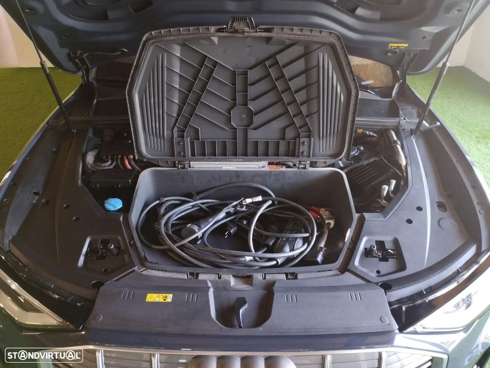 Audi e-tron Sportback 55 quattro S line - 28