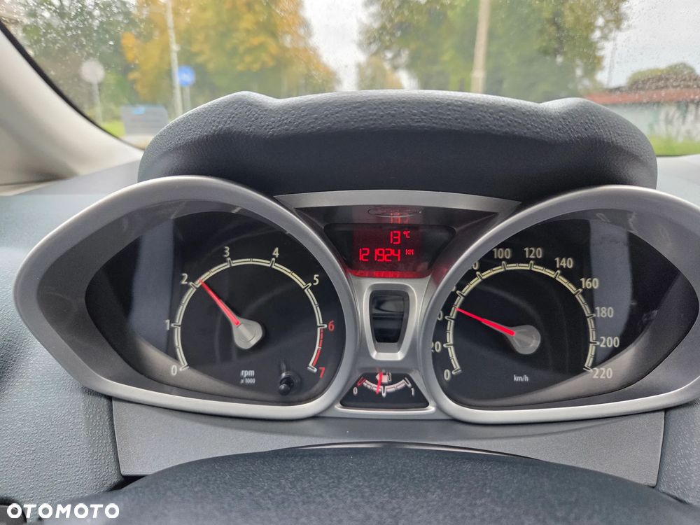 Ford Fiesta 1.4 Silver X - 31