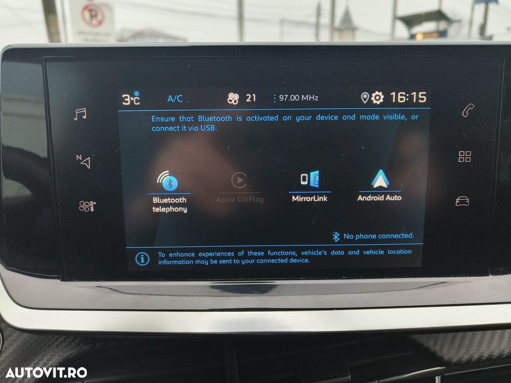 Peugeot 208 1.2 L PureTech STT Allure - 12