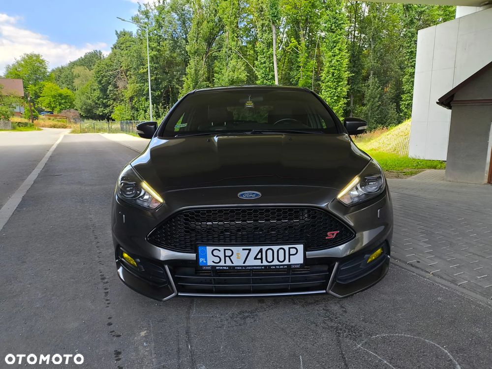 Ford Focus 2.0 EcoBoost ST-2 - 2
