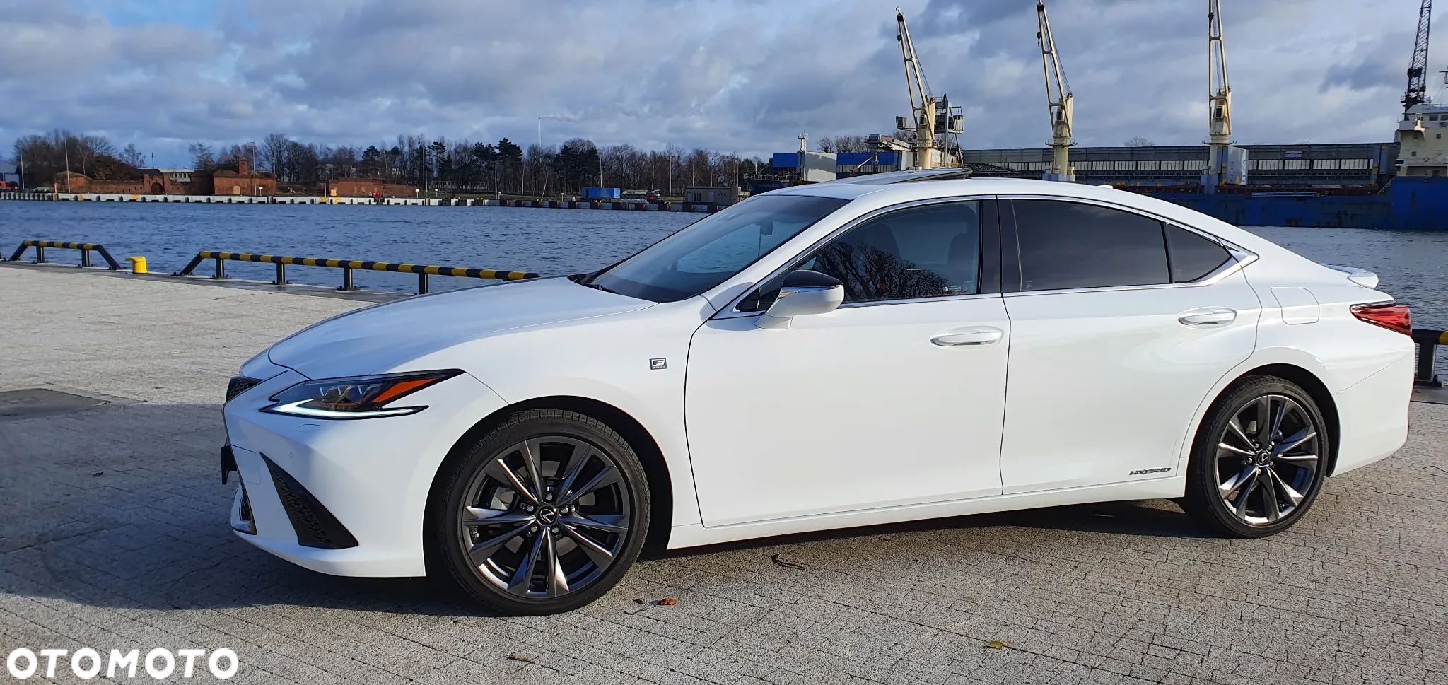 Koła 19 cali Lexus ES300H F-Sport Bridgestone Potenza JAK NOWE - 1