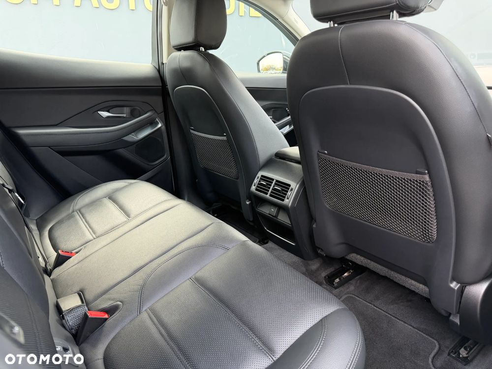 Jaguar E-Pace 1.5 P160 mHEV SE - 25