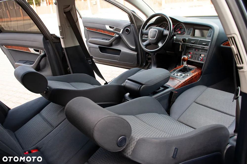 Audi A6 Limousine 2.4 - 26