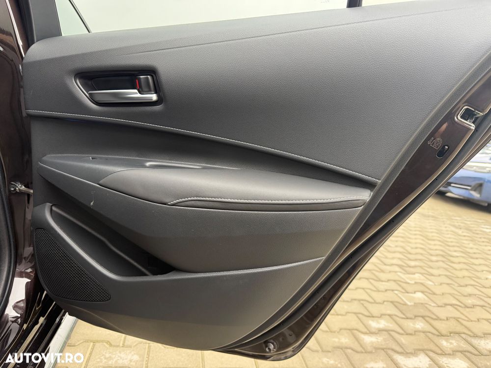 Toyota Corolla 1.8 HSD Exclusive - 16