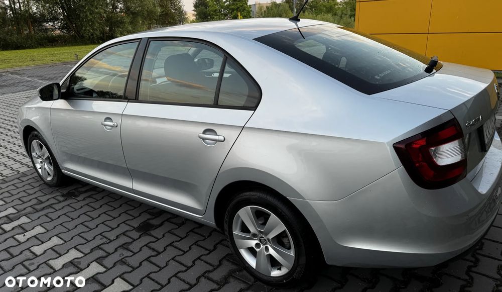Skoda RAPID 1.0 TSI Ambition - 17