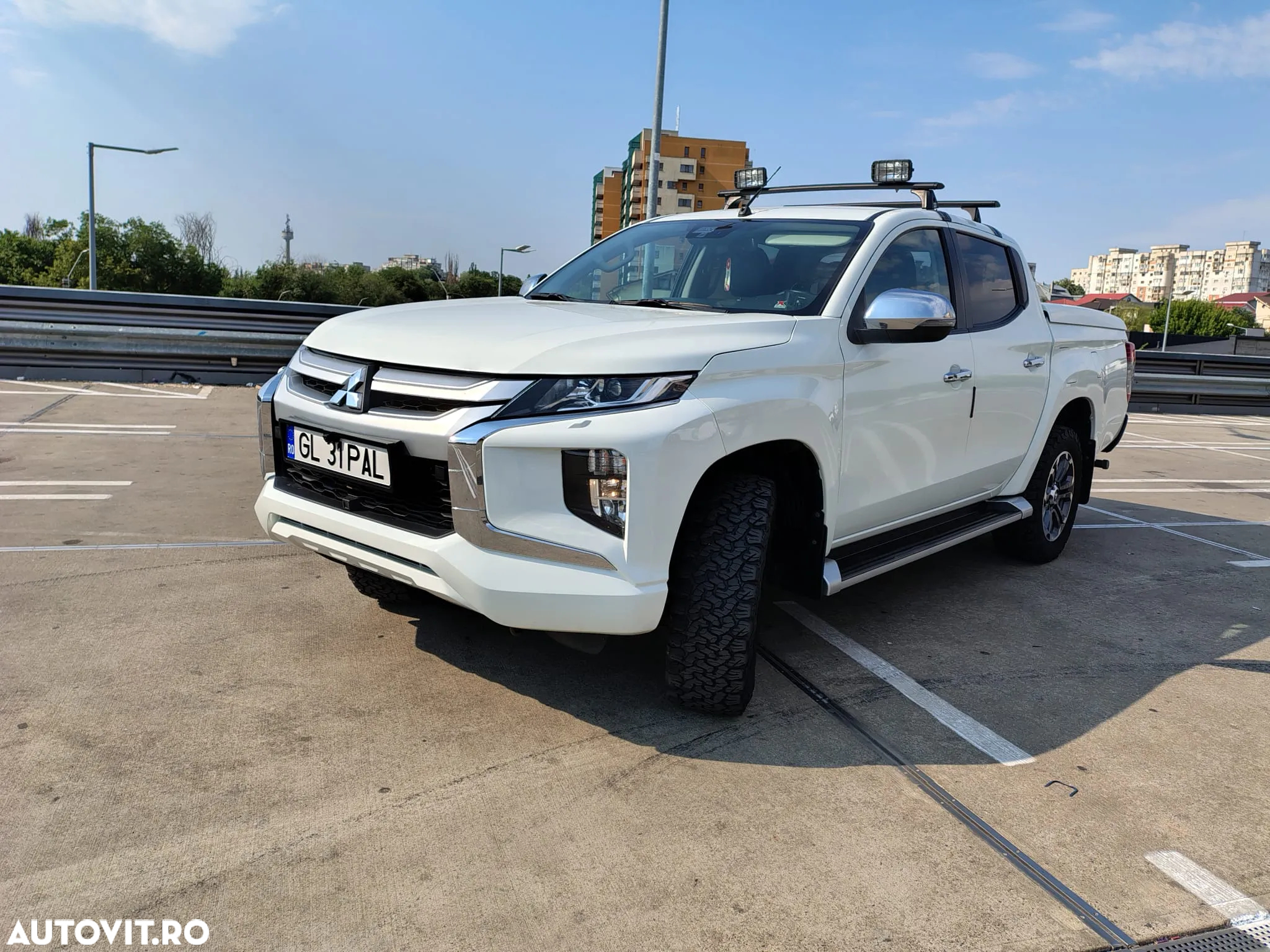 Mitsubishi L200 Double Cab 2.2 DI-D M/T Instyle - 11