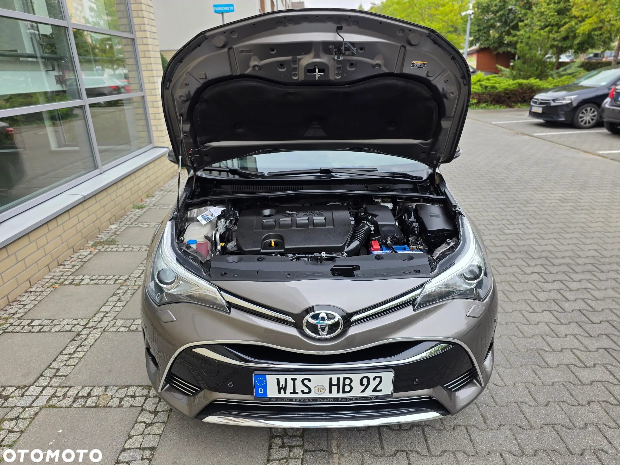 Toyota Avensis 1.8 Prestige - 11