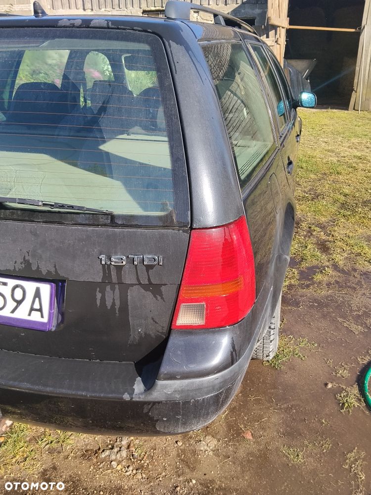 Volkswagen Golf - 5