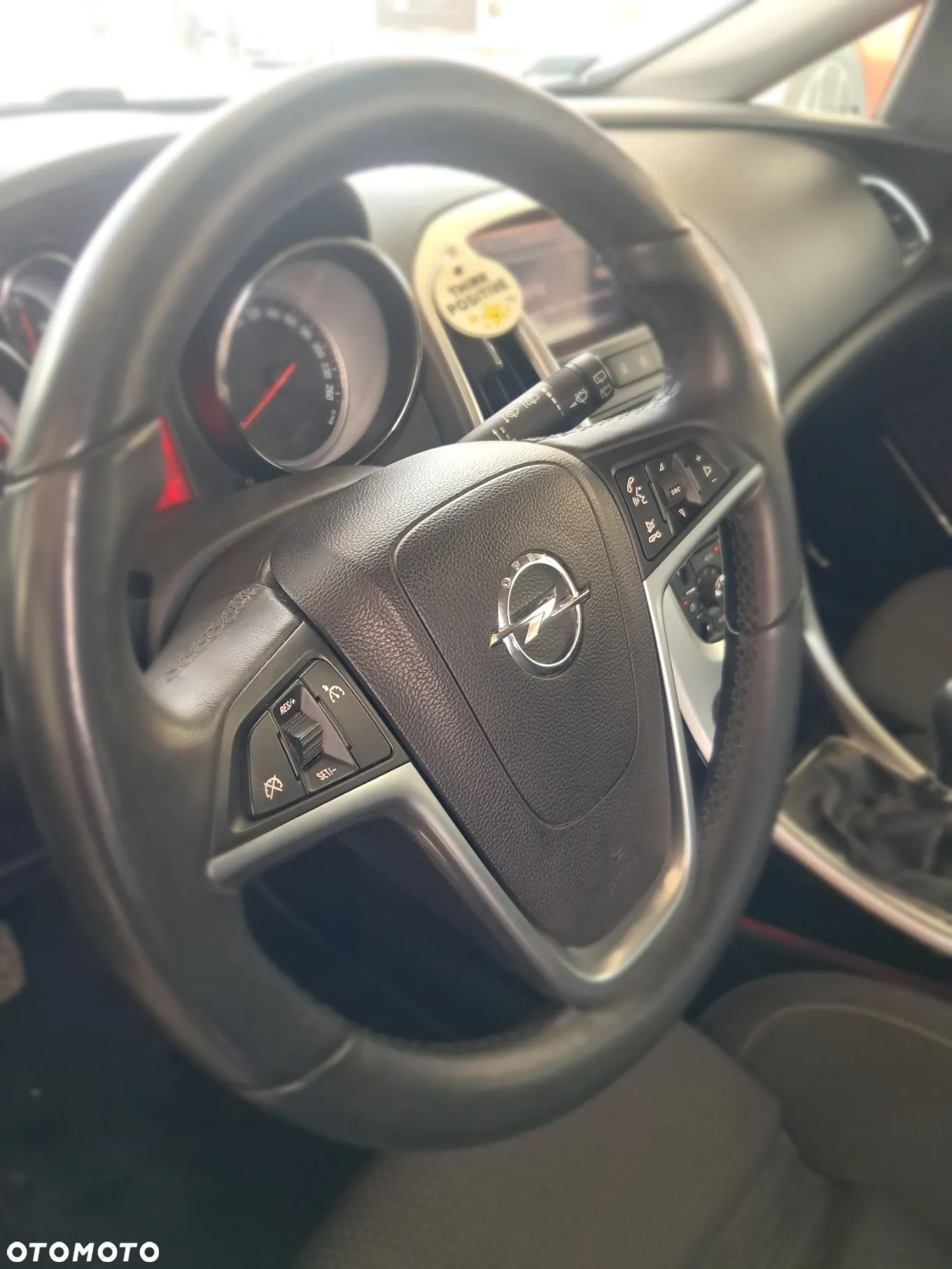 Opel Astra IV 1.4 T Cosmo - 27
