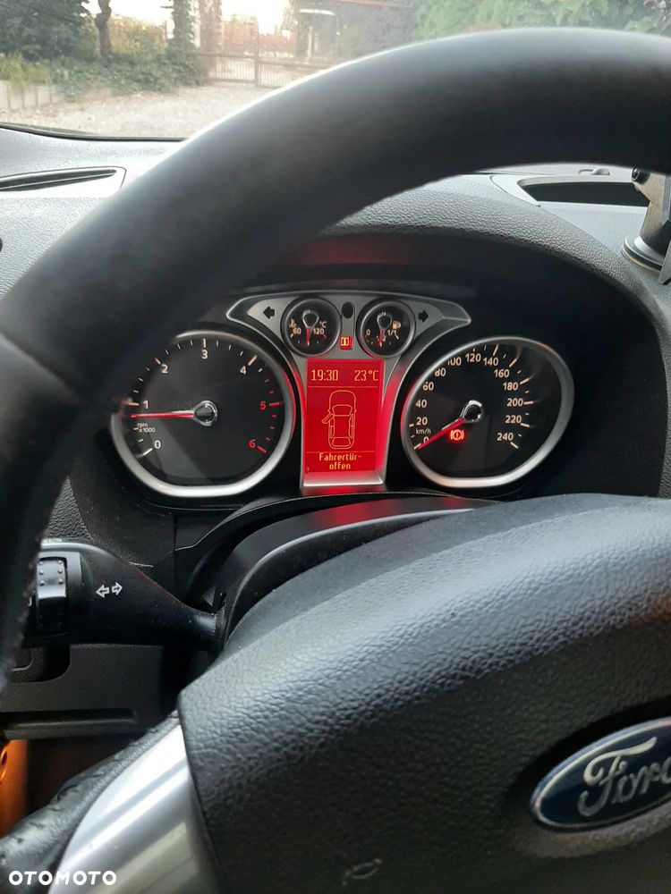 Ford Kuga 2.0 TDCi Individual - 25