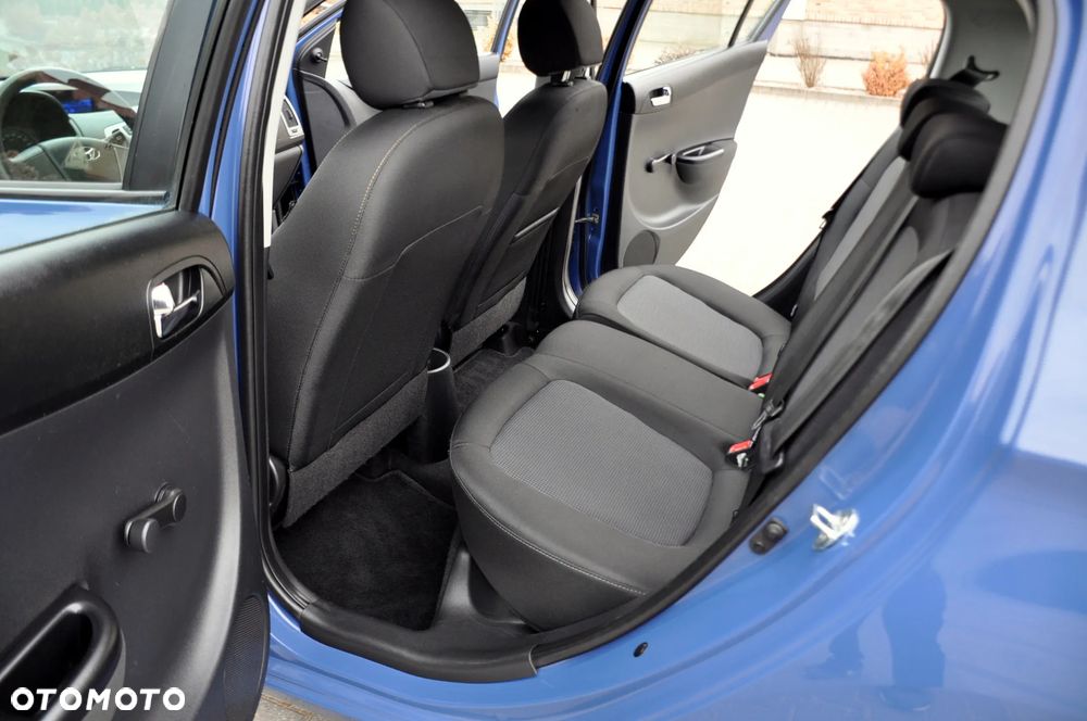 Hyundai i20 - 21