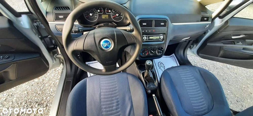 Fiat Grande Punto - 26