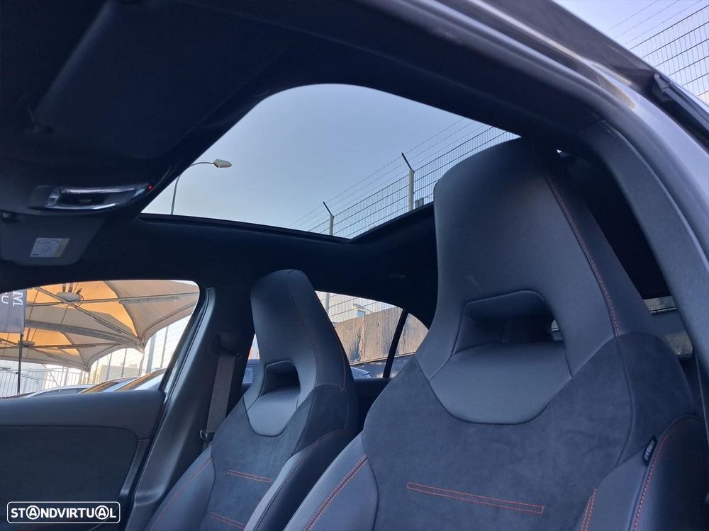 Mercedes-Benz A 250 - 12