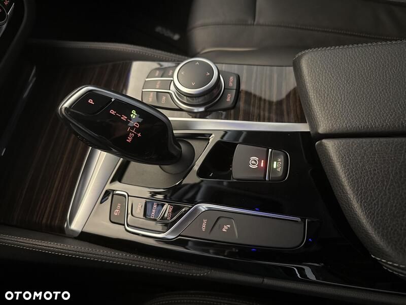 BMW Seria 5 - 17
