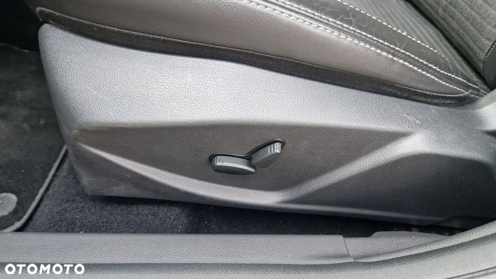 Ford Focus 2.0 TDCi ST-Line Black ASS - 24