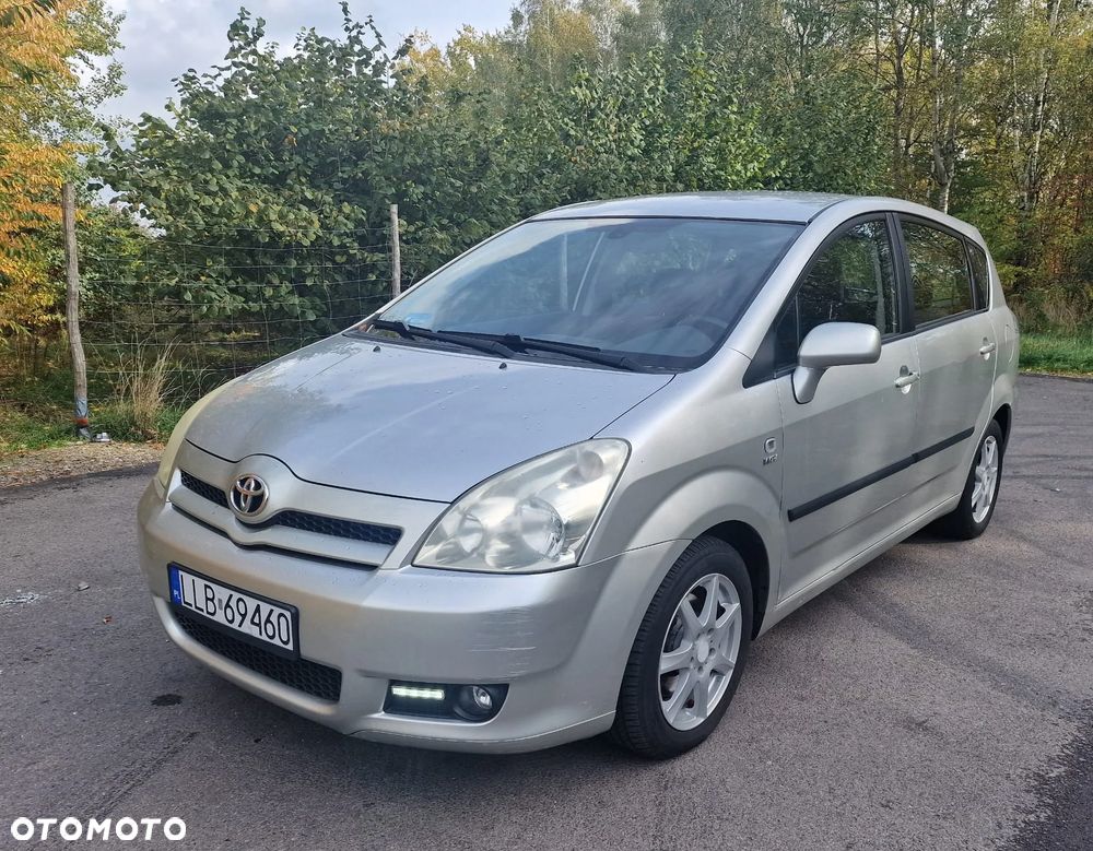 Toyota Corolla Verso - 2