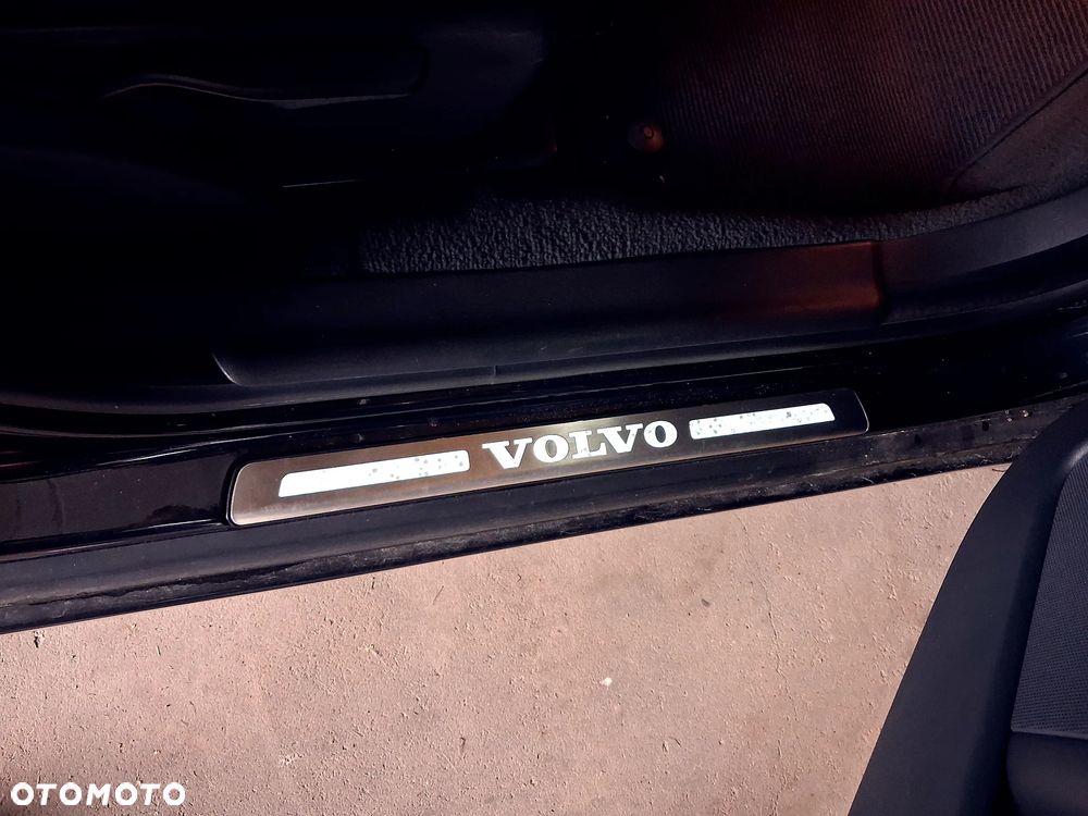 Volvo V70 2.0T Powershift RDesign - 26
