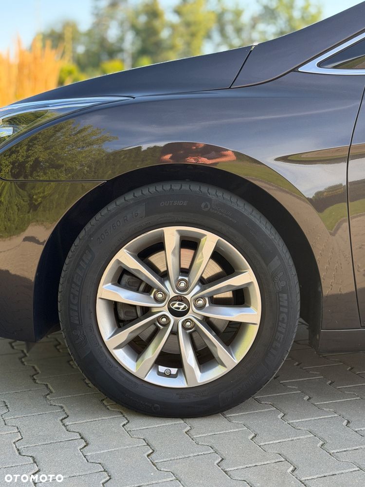 Hyundai i40 Kombi 1.7 CRDi Premium - 14