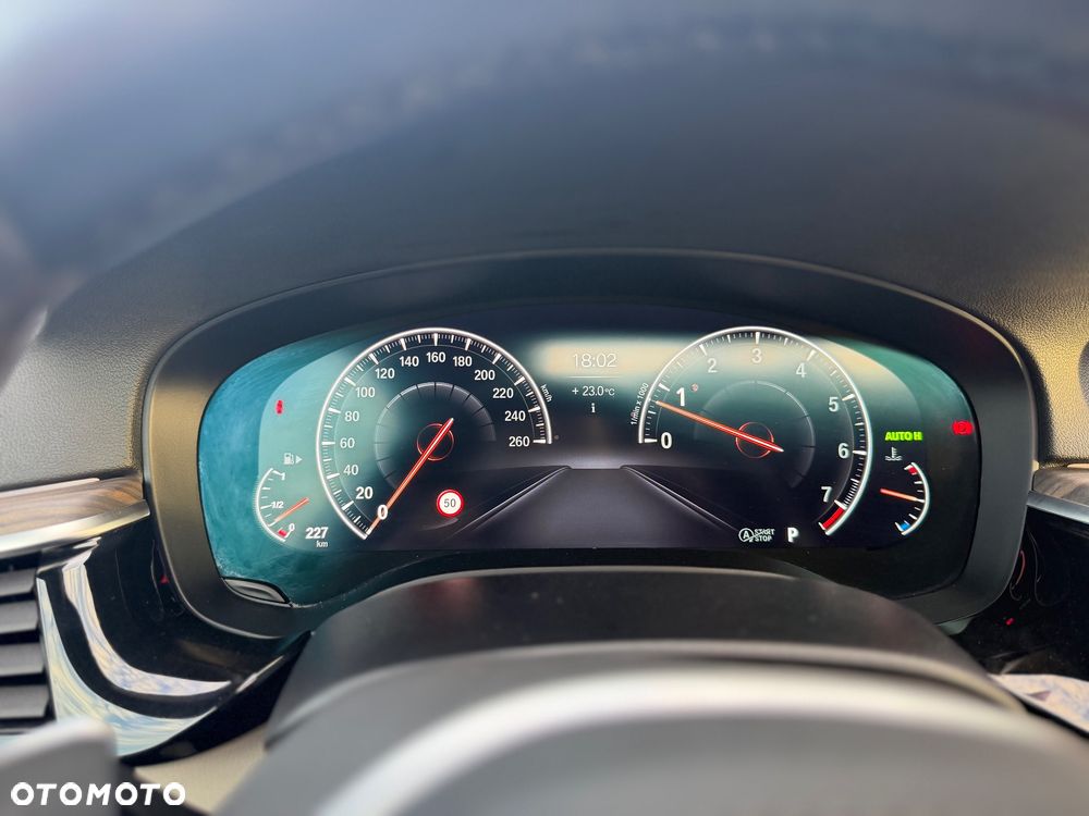 BMW Seria 5 530i xDrive GPF M Sport sport - 21