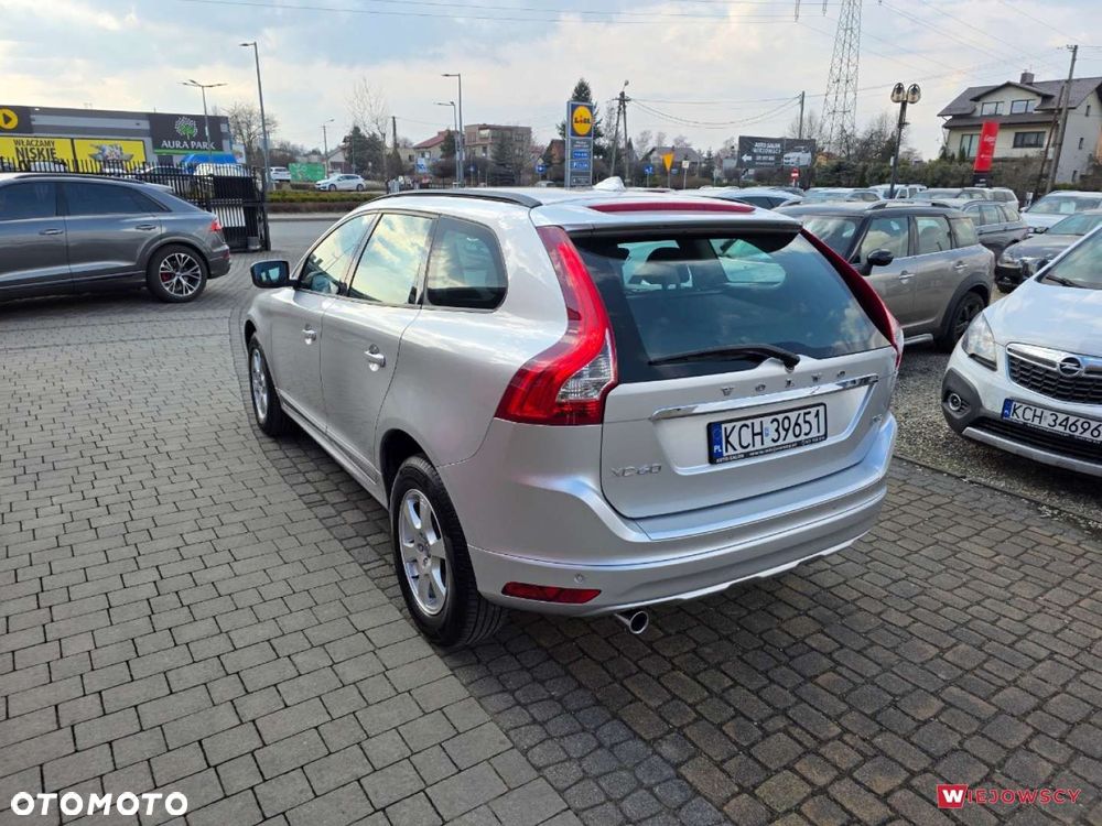 Volvo XC 60 - 8
