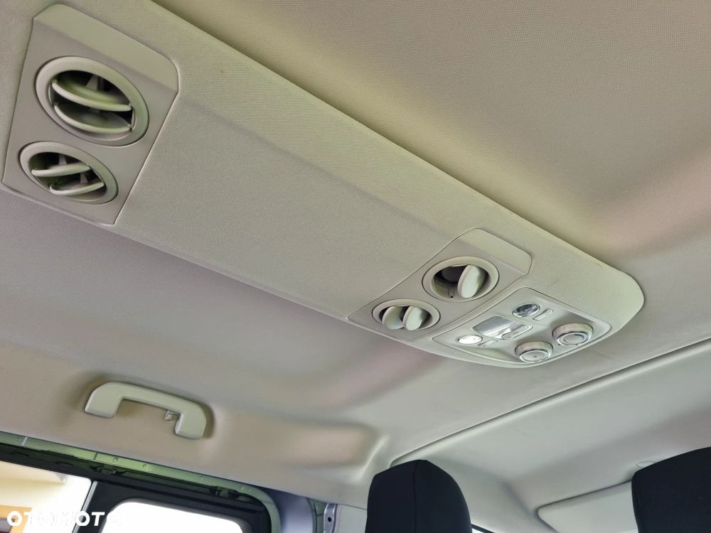 Opel Vivaro Kombi Extra Long 2,8t Enjoy - 5