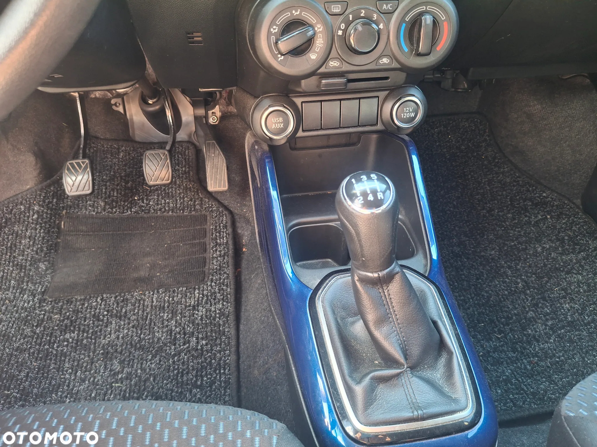 Suzuki Ignis 1.2 SHVS Premium - 12