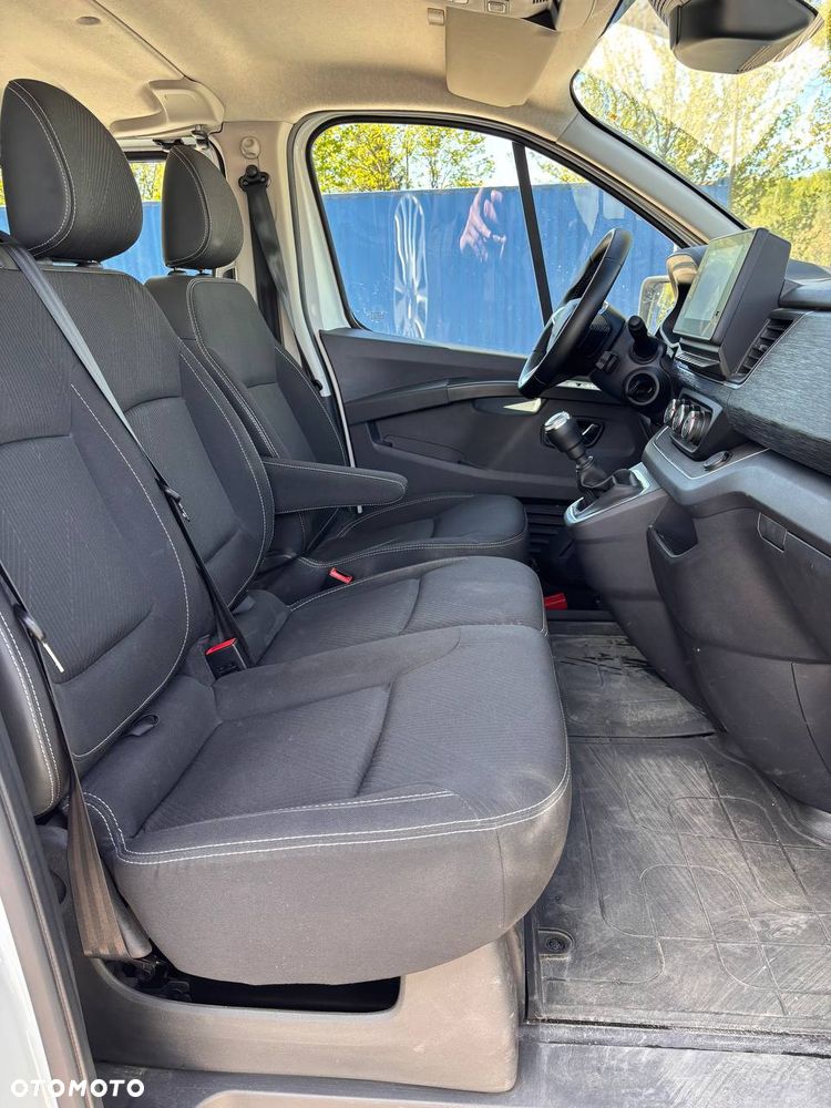 Renault Trafic (6 Osobowy) - 28