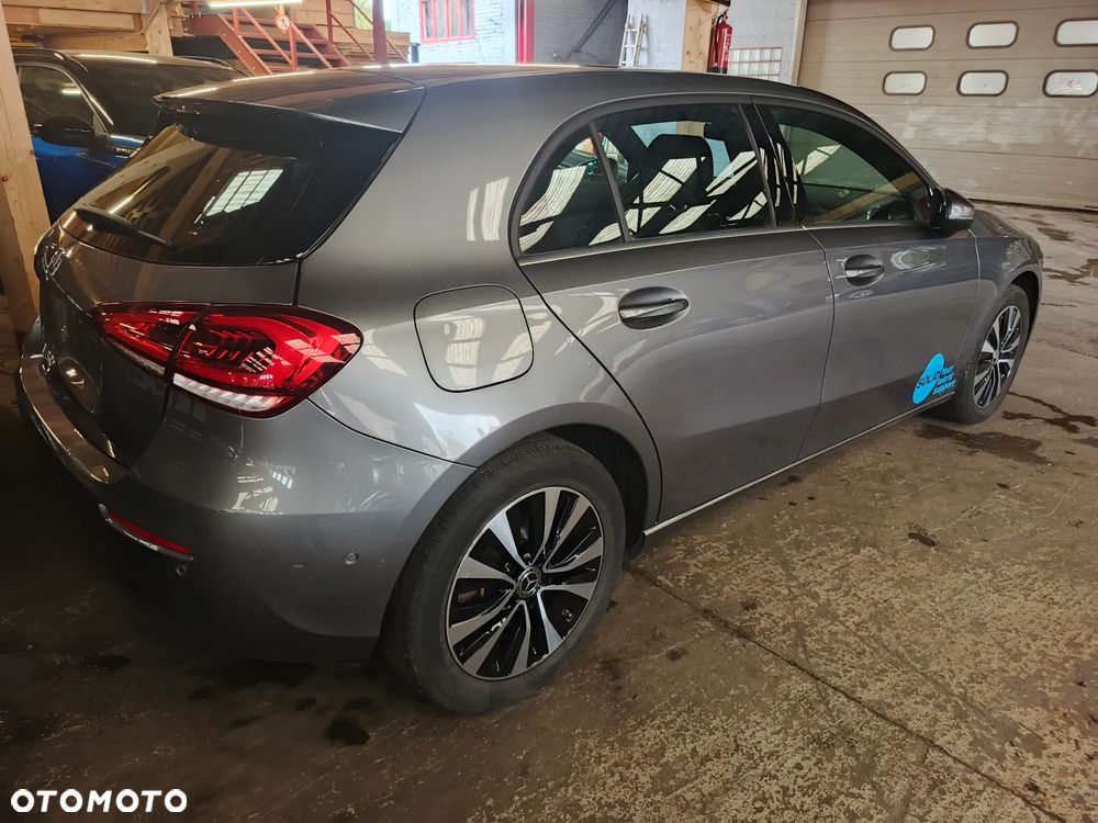 Mercedes-Benz Klasa A 200 d Style 8G-DCT - 5