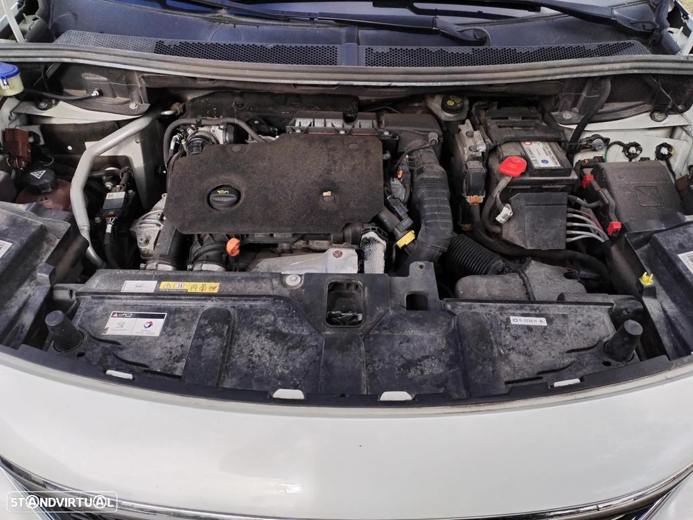 Peugeot 5008 1.5 BlueHDi Allure - 16