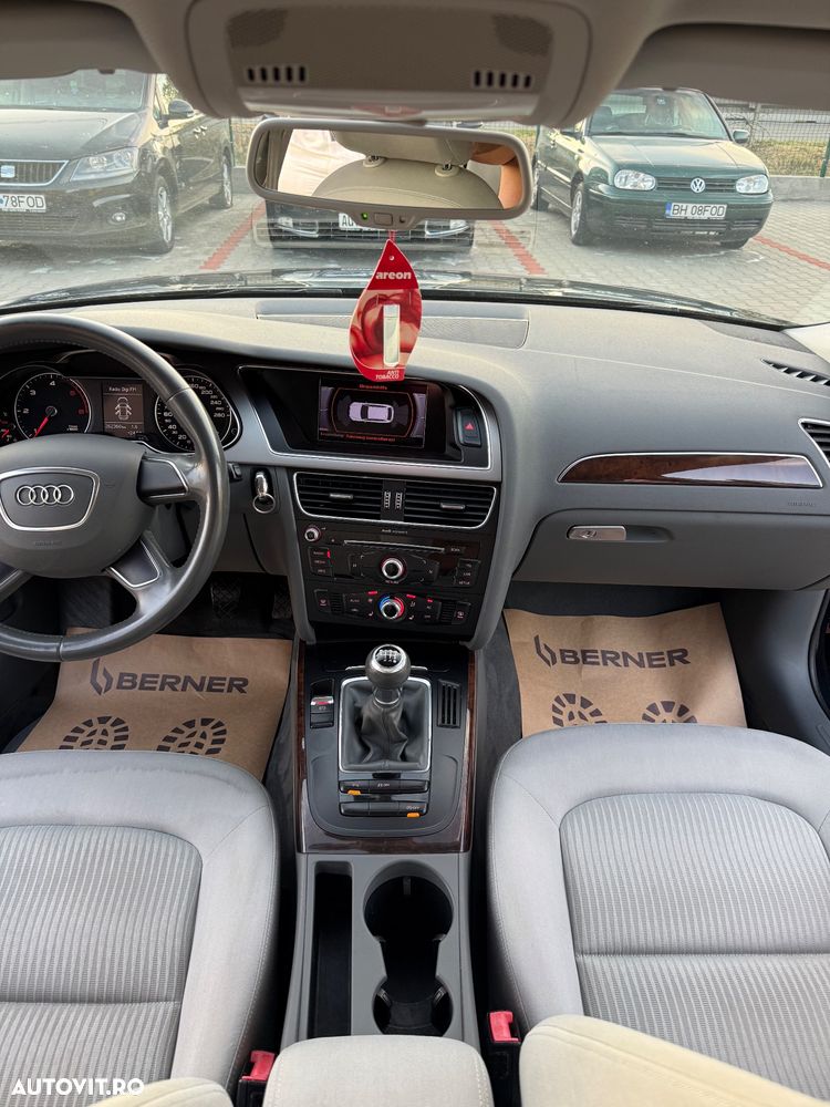 Audi A4 Avant 2.0 TDI - 31