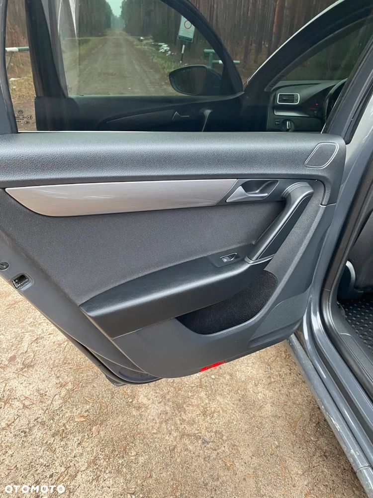 Volkswagen Passat 2.0 TDI BlueMotion Technology Highline - 19