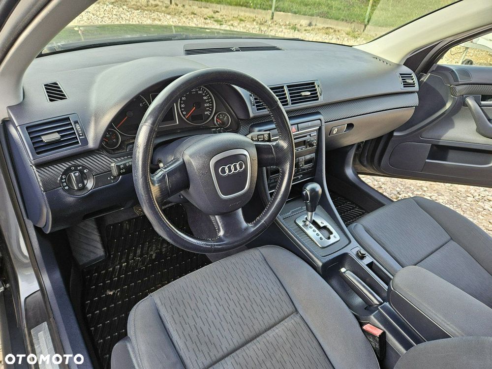 Audi A4 Avant - 8