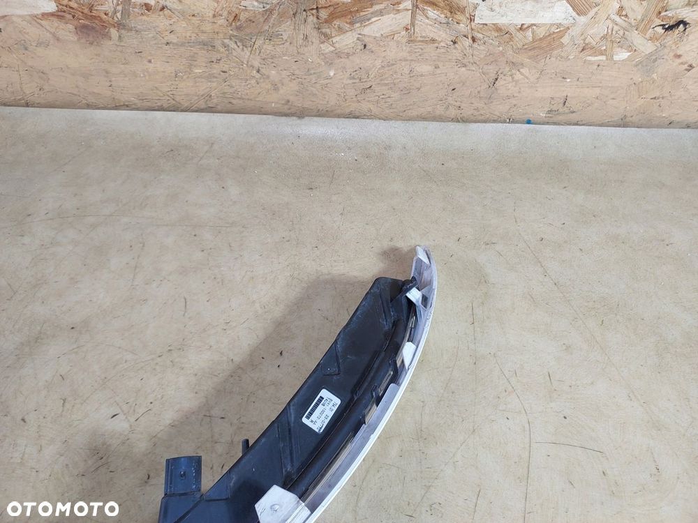 KUGA MK1 LED DRL PRAWY PRZÓD BV4113D272AA - 9