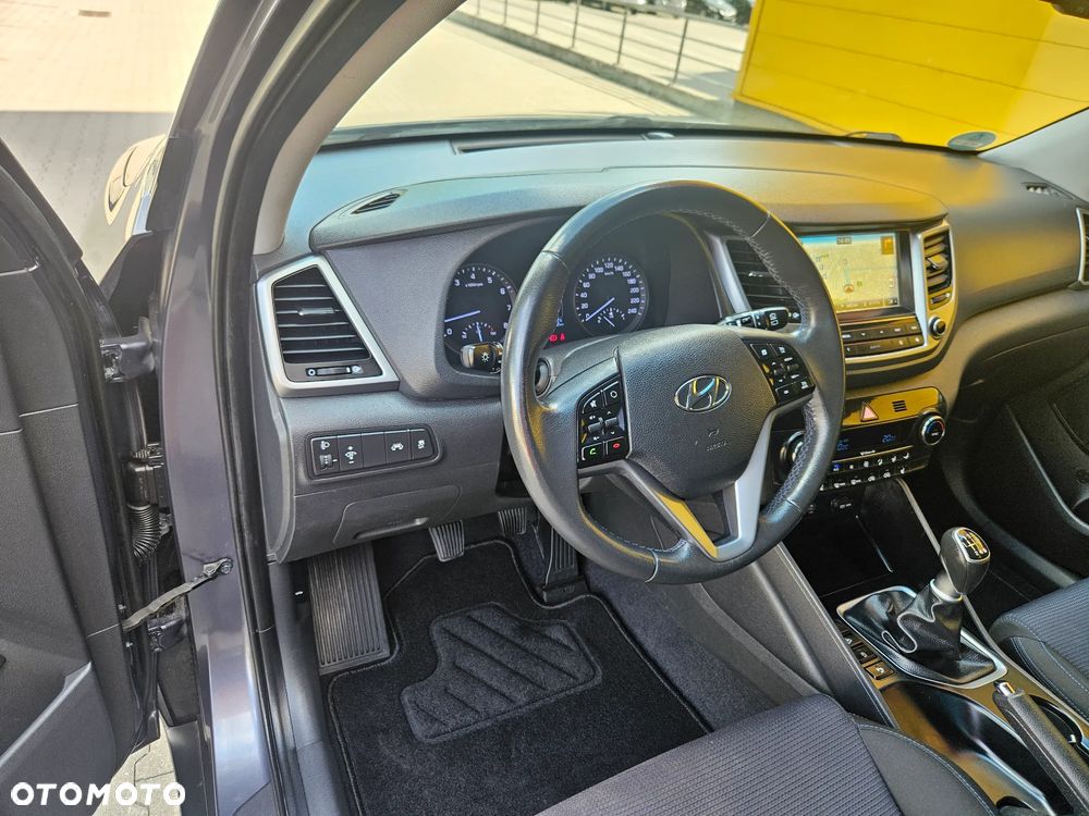 Hyundai Tucson blue 1.6 GDi 2WD Navi - 15