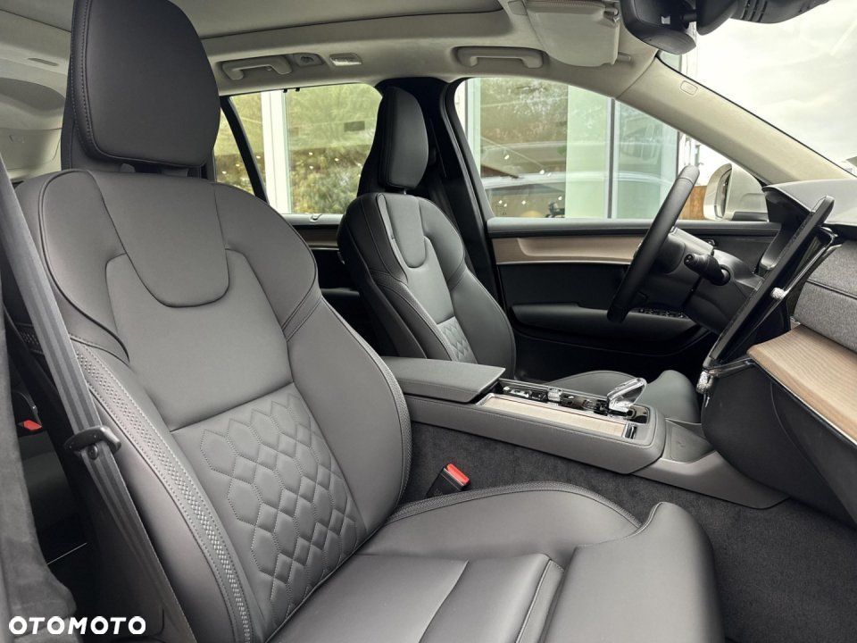 Volvo XC 90 - 18
