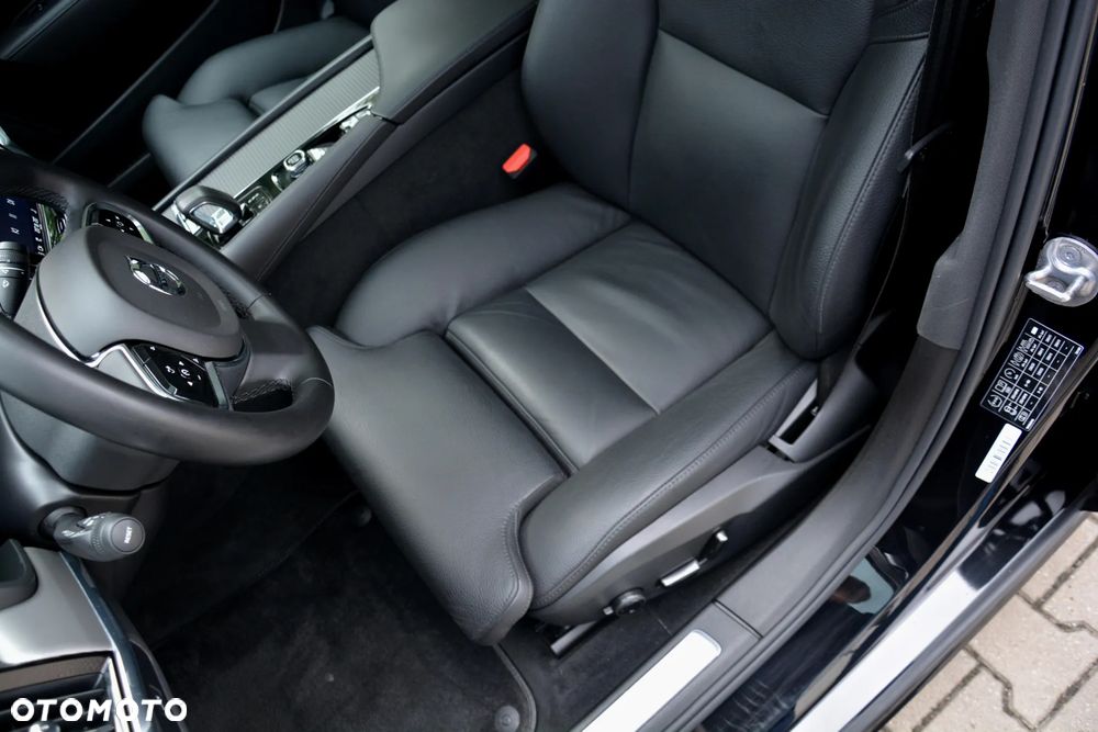 Volvo S90 - 24