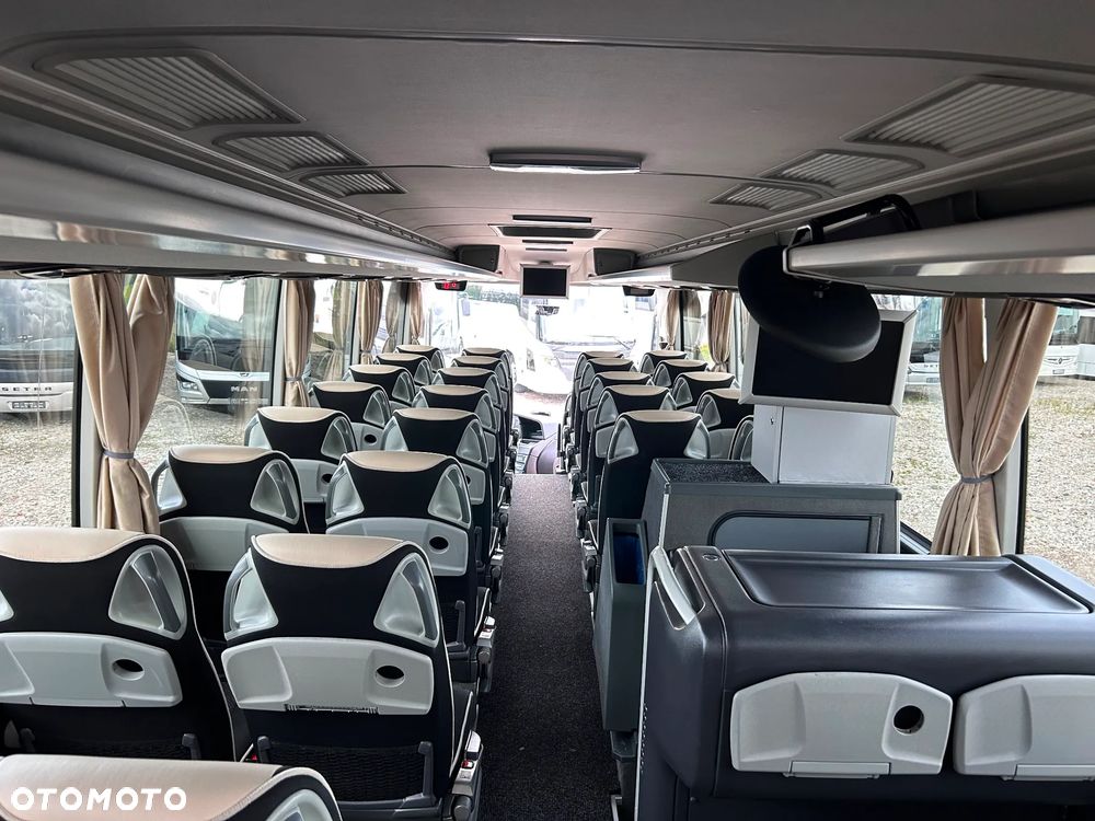 Mercedes-Benz Tourismo - 30
