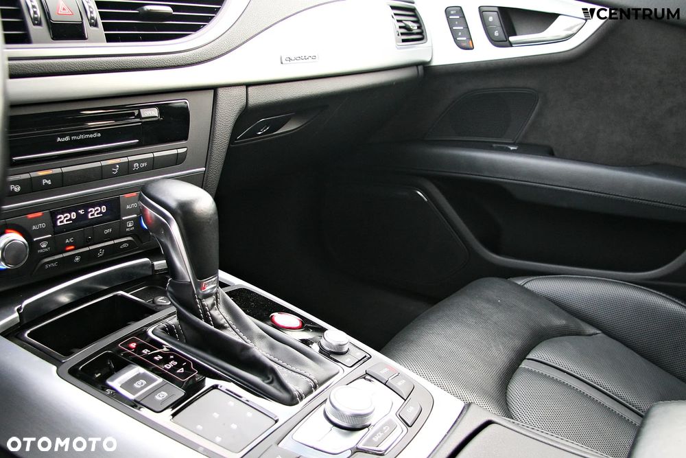 Audi S7 Sportback Standard - 16