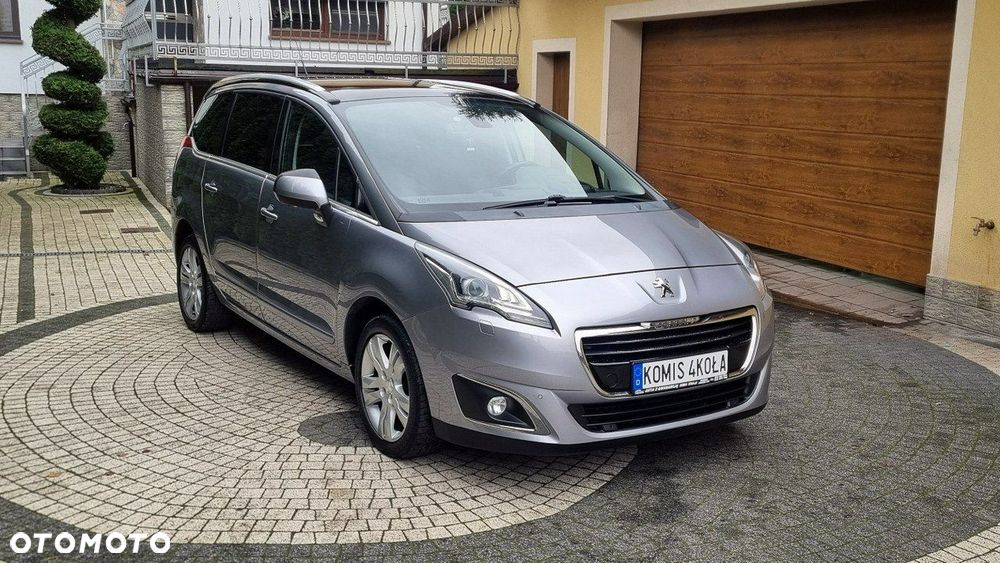 Peugeot 5008 - 9