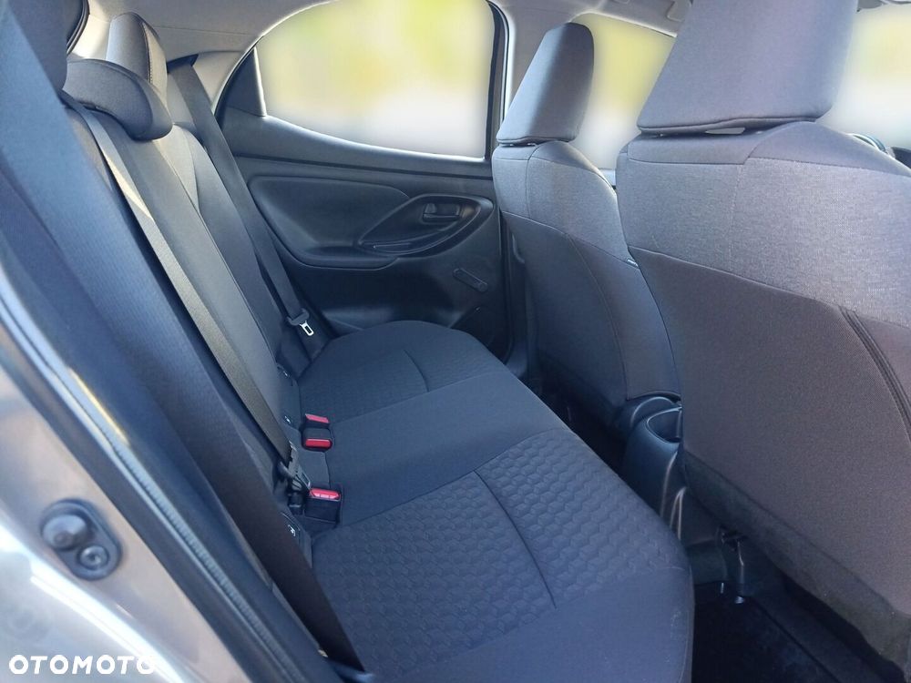 Toyota Yaris 1.5 Comfort - 11