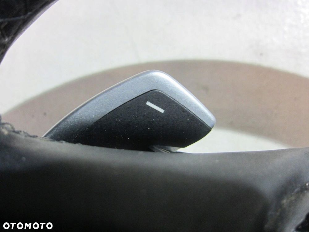 BMW F10 KIEROWNICA SKÓRZANA SPORT 6867280 ŁOPATKI - 11